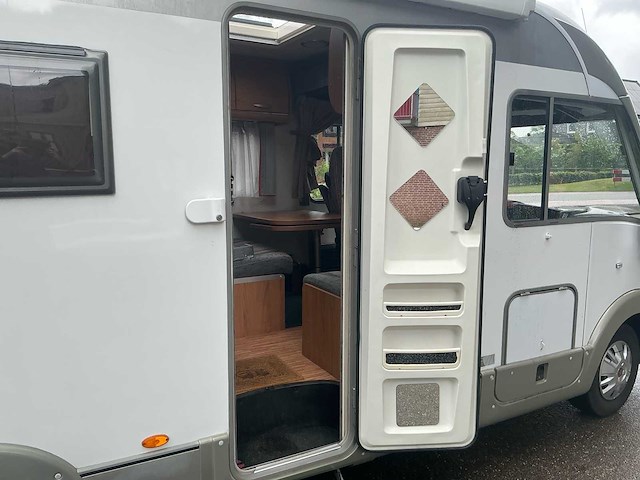Bürstner i675 aviano camper - afbeelding 12 van  49