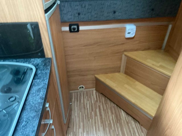 Bürstner i675 aviano camper - afbeelding 39 van  49