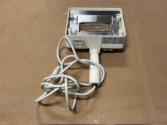 Burton 31602 ultraviolet light - afbeelding 2 van  5