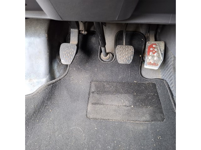 Bus camper, mercedes-benz, vito 110 d, groen, 1998 - afbeelding 39 van  52