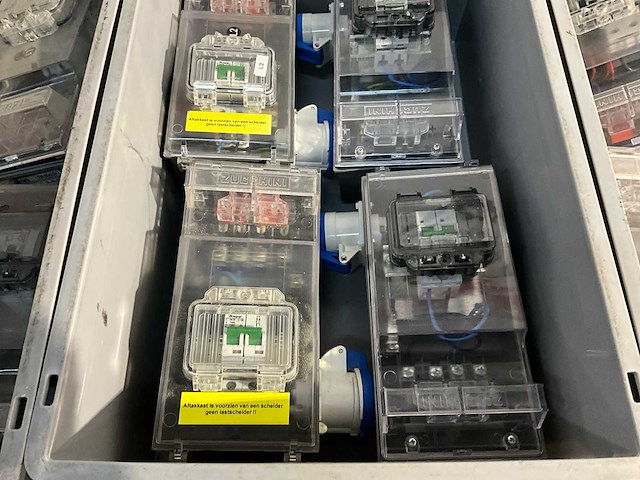 Busbar tap-off units (16) - afbeelding 2 van  5