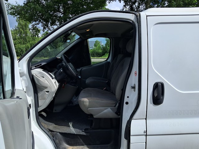 Buscamper ( locatie heerenveen ), nissan, primastar 1000 l1h1 2.0 dci 84kw e4, 2010 - afbeelding 20 van  69