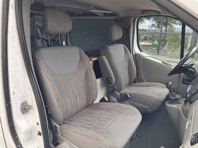 Buscamper ( locatie heerenveen ), nissan, primastar 1000 l1h1 2.0 dci 84kw e4, 2010 - afbeelding 33 van  69