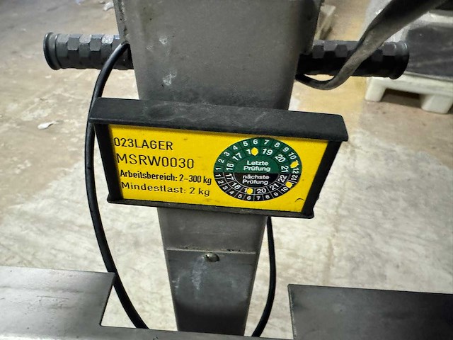 Busch - 532 - various pharmaceutical, cosmetic and chemical - afbeelding 4 van  5