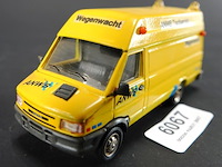 Busch 47910 miveco daily bestelbus in de anwb wegenwacht uitvoering. - afbeelding 1 van  7
