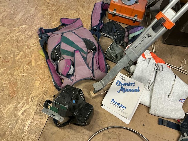 Busch df 10x80 vliegtuigverrekijker w0ii - afbeelding 8 van  8