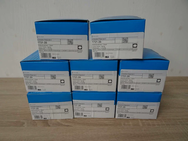 Busch-jaeger - 1721-20 - 2cka001754a1611 - afdekraam 1-voudig (80x) - afbeelding 1 van  2