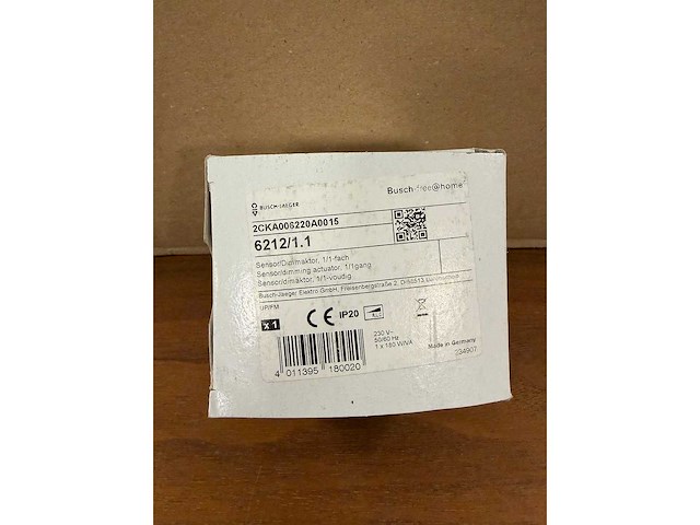 Busch-jaeger - 6212/1.1 - sensor/dimaktor 1/1-voudig voor busch-free@home - afbeelding 1 van  1