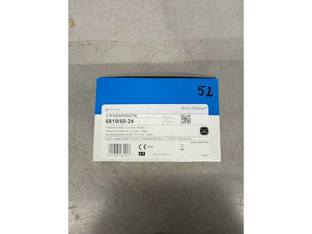 Busch-jaeger - 6819/50-24 - bewegingsschakelaar compleet - afbeelding 1 van  1