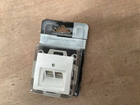 Busch jaeger utp wandcontactdoos 2 voudig (22x) - afbeelding 1 van  2