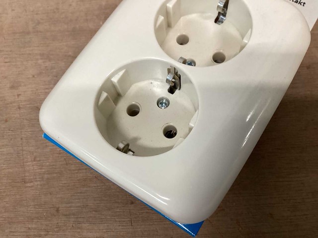 Busch jaeger wandcontactdoos dubbel randaarde (58x) - afbeelding 3 van  5