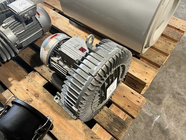 Busch sb 0310 d 0h0 uh xx zijkanaalventilator / ring blower - afbeelding 1 van  5