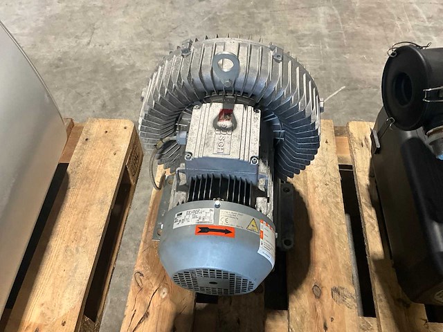 Busch sb 0310 d 0h0 uh xx zijkanaalventilator / ring blower - afbeelding 4 van  5