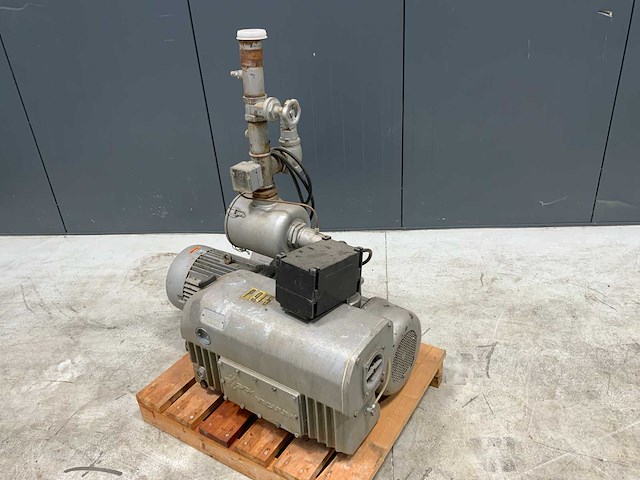 Busch type 250-138 vacuümpomp - afbeelding 1 van  3