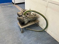Busch vacuum solutions oliegesmeerde schottenvacuumpomp vacuümpomp - afbeelding 1 van  6