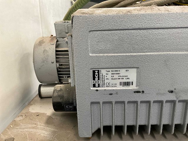 Busch vacuum solutions oliegesmeerde schottenvacuumpomp vacuümpomp - afbeelding 5 van  6