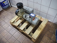 Busch - afbeelding 1 van  5