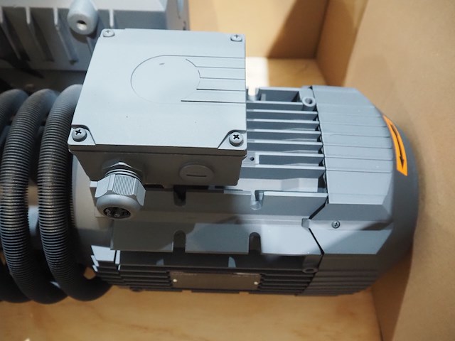 Busch - afbeelding 6 van  8