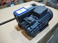 Busch - afbeelding 1 van  7