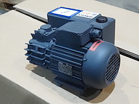 Busch - afbeelding 2 van  7