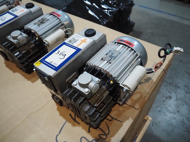 Busch - afbeelding 1 van  5