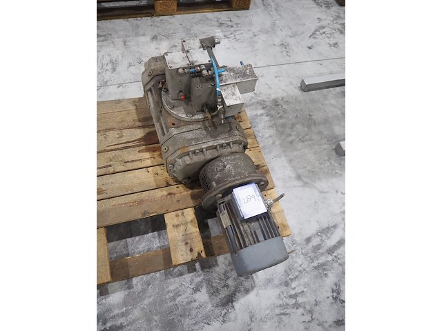 Busch - afbeelding 1 van  5