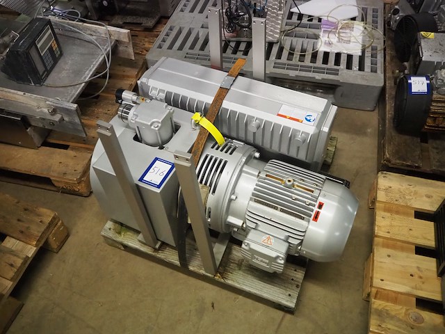 Busch - afbeelding 1 van  6