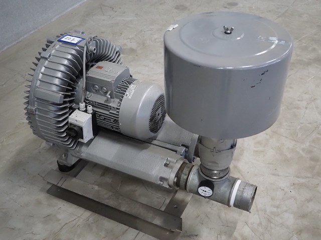 Busch - afbeelding 1 van  7