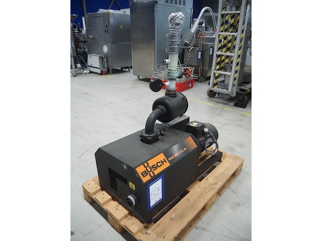 Busch - afbeelding 1 van  8