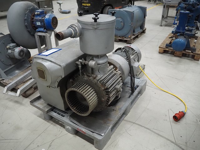 Busch - afbeelding 4 van  5