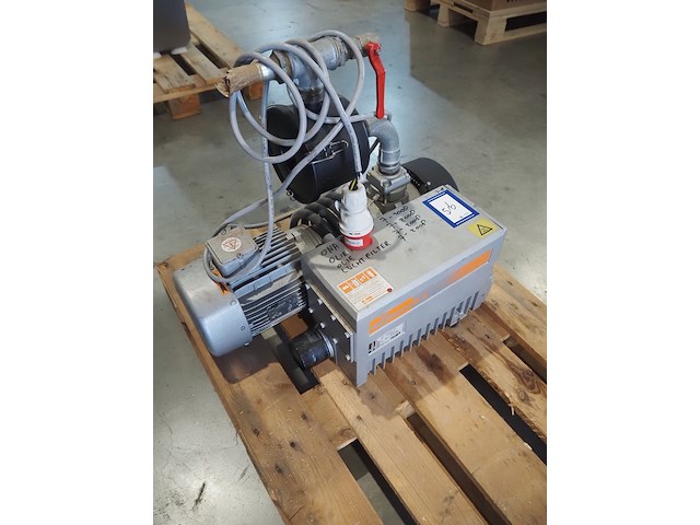 Busch - afbeelding 1 van  6