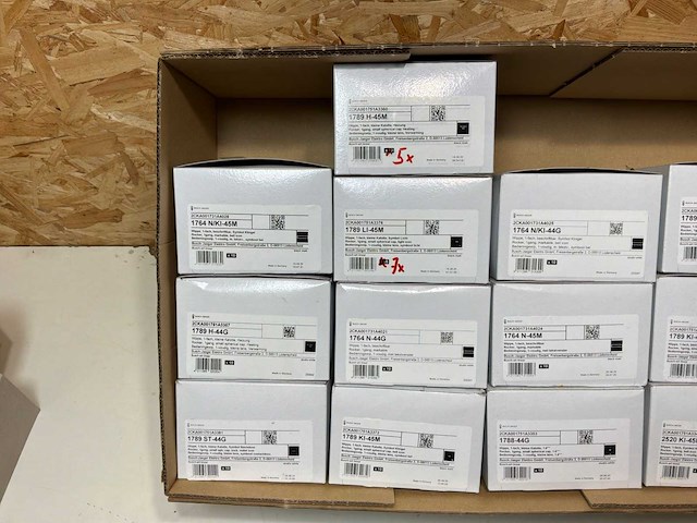 Busch&jaeger partij bedieningswip + lens symbool (122x) - afbeelding 3 van  12