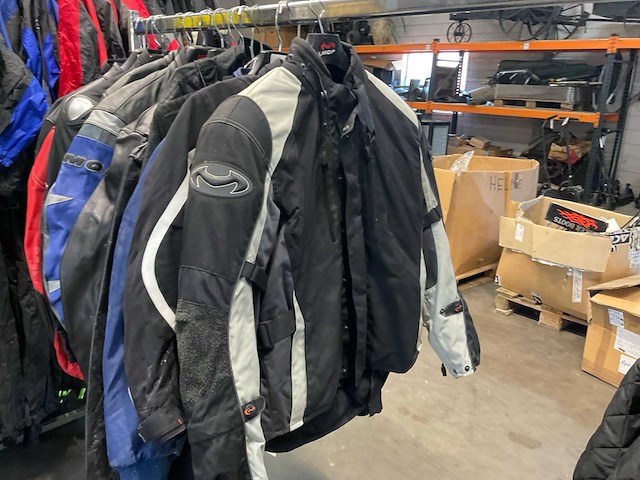 Büse, mqp, motorjassen (23x) - afbeelding 10 van  18