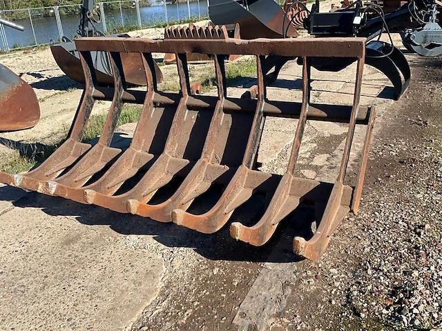 Bush rack - afbeelding 1 van  7