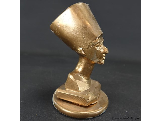 Buste egyptische koningin nefertiti - afbeelding 2 van  5