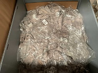 Buste houder (600x) - afbeelding 3 van  4