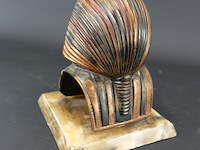 Buste van de egyptische farao toetanchamon - afbeelding 3 van  5