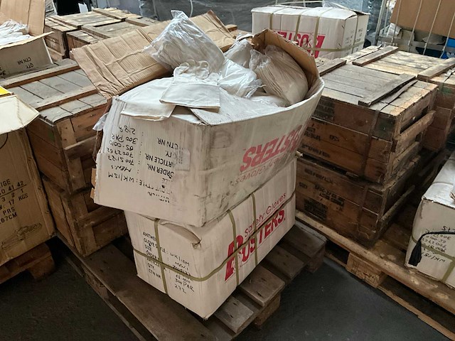 Busters handschoen (600x) - afbeelding 1 van  6