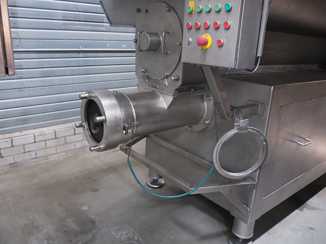 Butcher boy - afbeelding 11 van  16