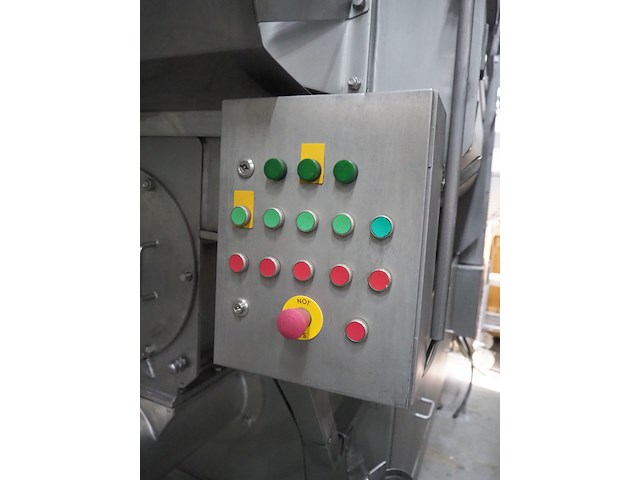 Butcher boy - afbeelding 14 van  16