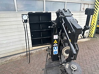 Butler - 2006 - 1050 - banden de-en montageapparaat - afbeelding 2 van  8