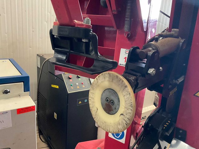 Butler 1050 banden de-en montageapparaat - afbeelding 6 van  8