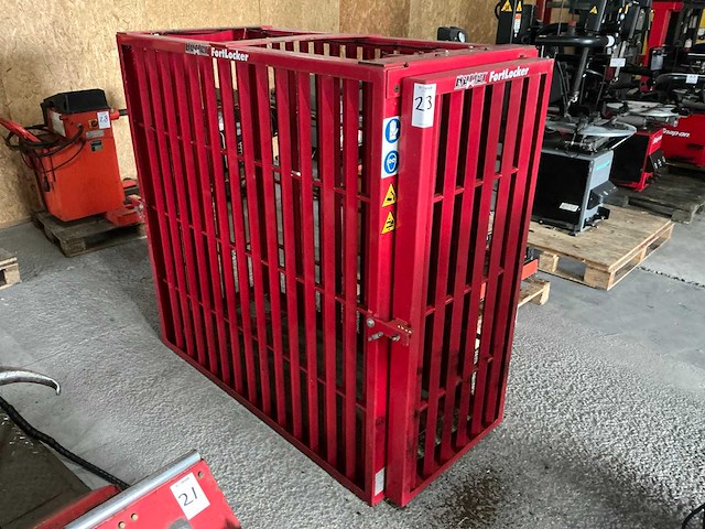 Butler fortlocker bandenkooi - afbeelding 1 van  6