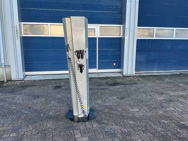 Butler nitrotower luchtcompressorzuil - afbeelding 4 van  9