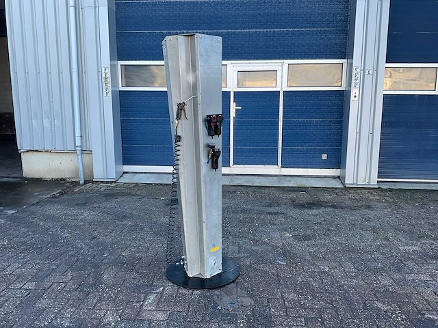 Butler nitrotower luchtcompressorzuil - afbeelding 1 van  6