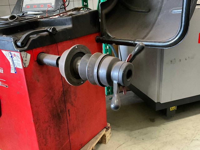 Butler probalance 771 banden balanceerapparaat - afbeelding 3 van  6