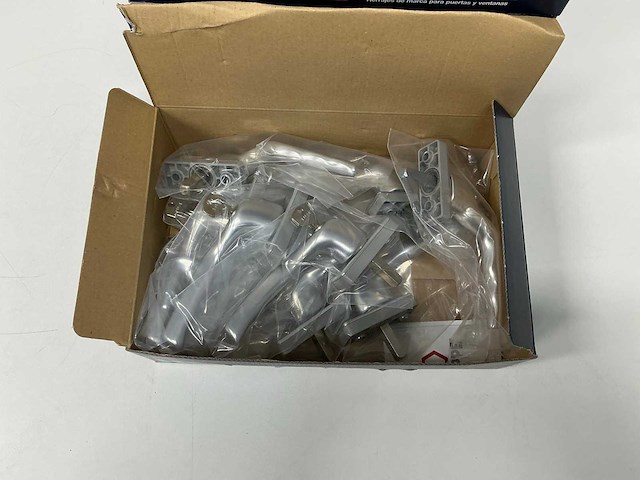 Buva - 078s/u14z-2 - raamgreep links (50x) - afbeelding 9 van  10