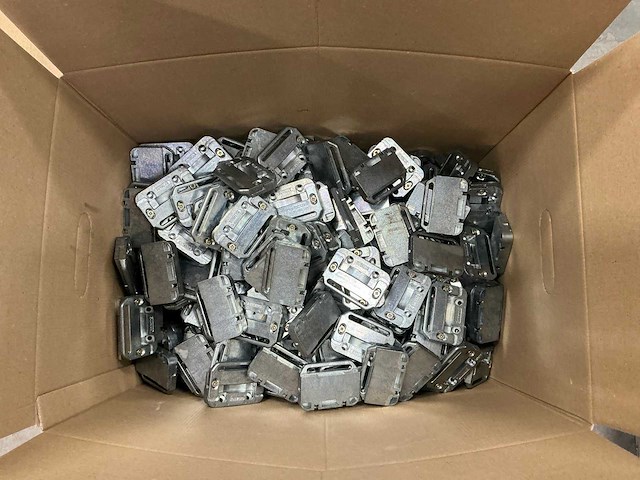 Buva - 1417700 - nastelbaar sluitplaat 7,5x5,2 cm (250x) - afbeelding 6 van  9