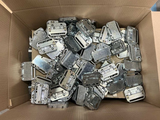 Buva - 1417700 - nastelbaar sluitplaat 7,5x5,2 cm (300x) - afbeelding 10 van  10