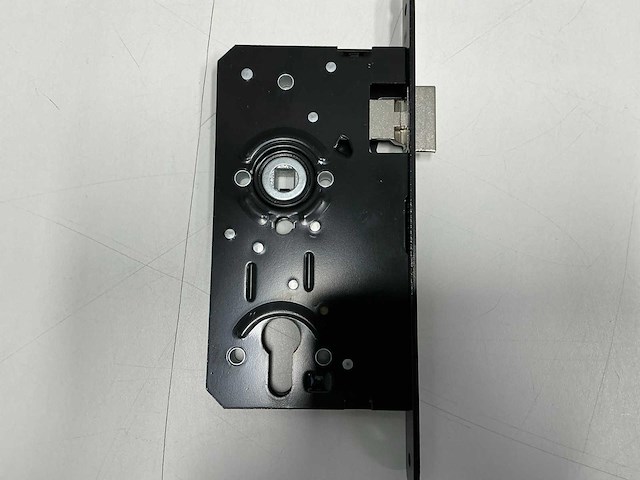 Buva - bu-6040 - d-60 - cilinder dag en nachtslot (3x) - afbeelding 11 van  13